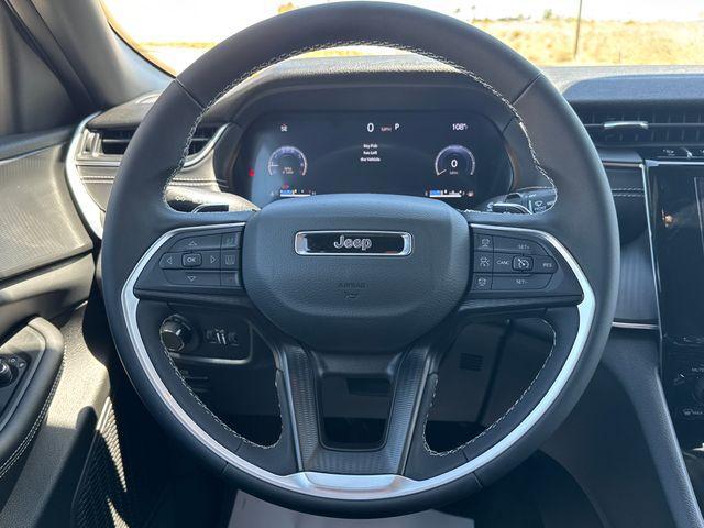 new 2025 Jeep Grand Cherokee car