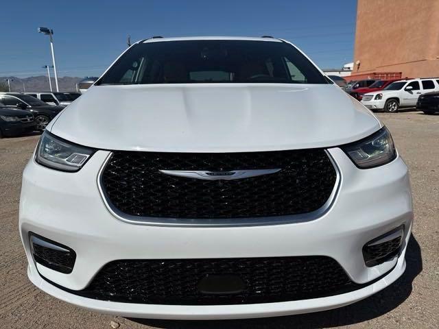 used 2022 Chrysler Pacifica Hybrid car, priced at $38,845