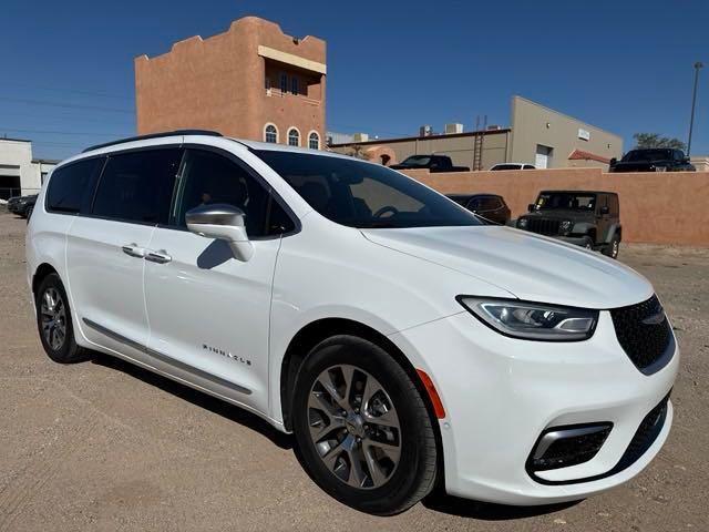 used 2022 Chrysler Pacifica Hybrid car, priced at $38,845