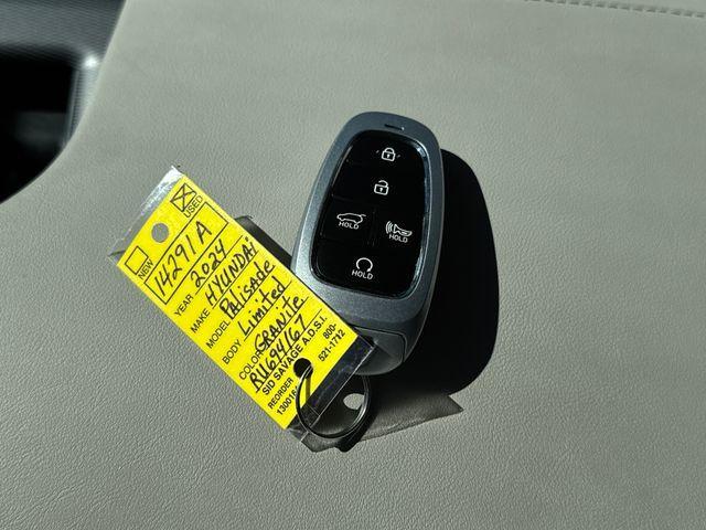 used 2024 Hyundai Palisade car, priced at $32,368