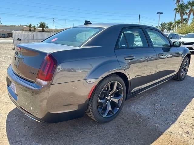 new 2023 Chrysler 300 car, priced at $39,085