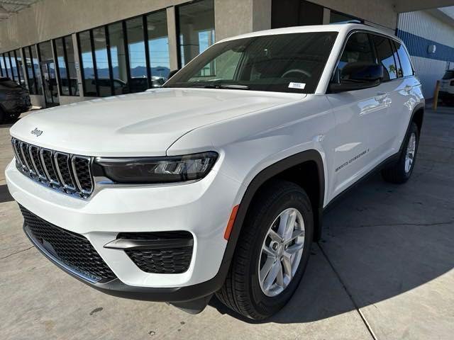 new 2025 Jeep Grand Cherokee car, priced at $41,795