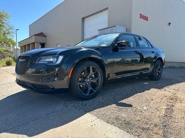 new 2023 Chrysler 300 car, priced at $37,274