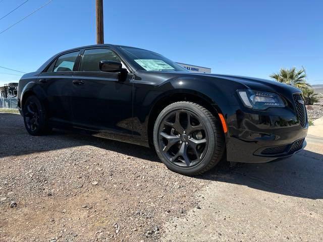 new 2023 Chrysler 300 car, priced at $37,274