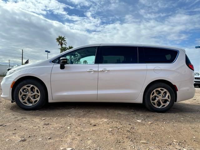 new 2024 Chrysler Pacifica car, priced at $45,999