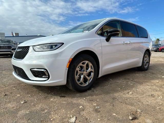 new 2024 Chrysler Pacifica car, priced at $45,999