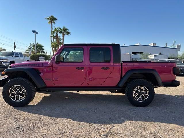 new 2024 Jeep Gladiator car