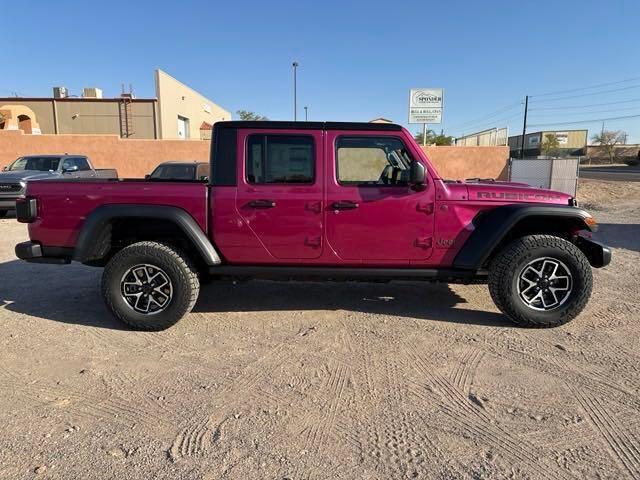 new 2024 Jeep Gladiator car