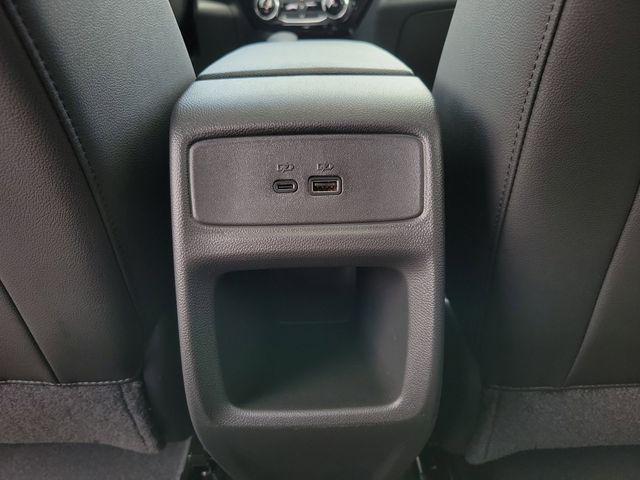new 2025 Chevrolet Trax car