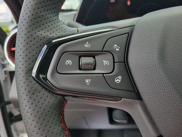 new 2025 Chevrolet Trax car