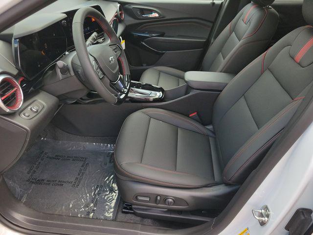 new 2025 Chevrolet Trax car