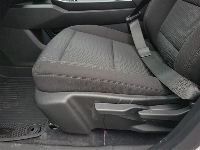 new 2025 Chevrolet Equinox car, priced at $30,245