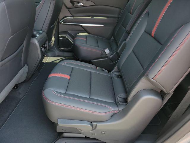 new 2025 Chevrolet Traverse car, priced at $55,635
