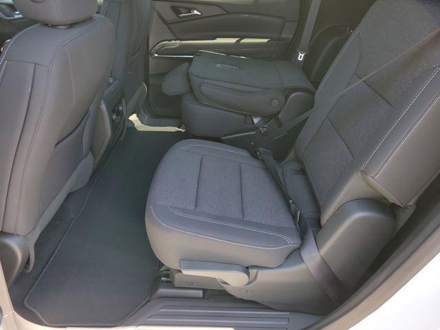 new 2025 Chevrolet Traverse car, priced at $45,195