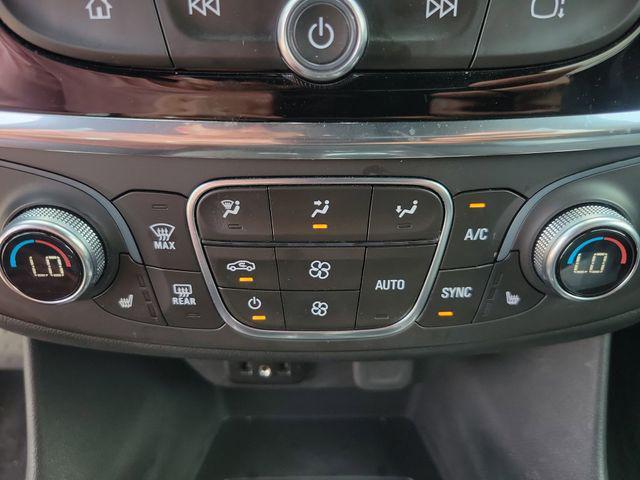 used 2022 Chevrolet Traverse car, priced at $29,717