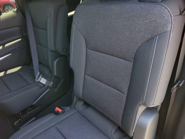 new 2025 Chevrolet Traverse car, priced at $45,195