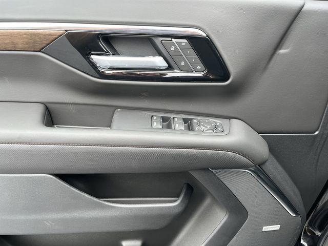 new 2025 Chevrolet Tahoe car, priced at $80,515