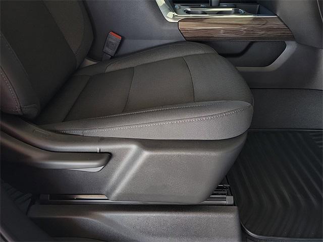 new 2025 Chevrolet Silverado 1500 car, priced at $46,540