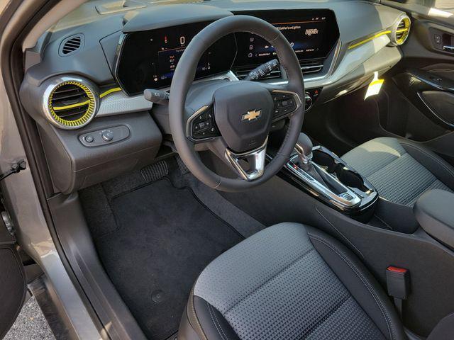 new 2025 Chevrolet Trax car