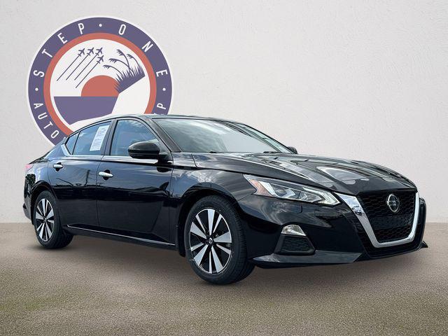 used 2021 Nissan Altima car, priced at $21,991