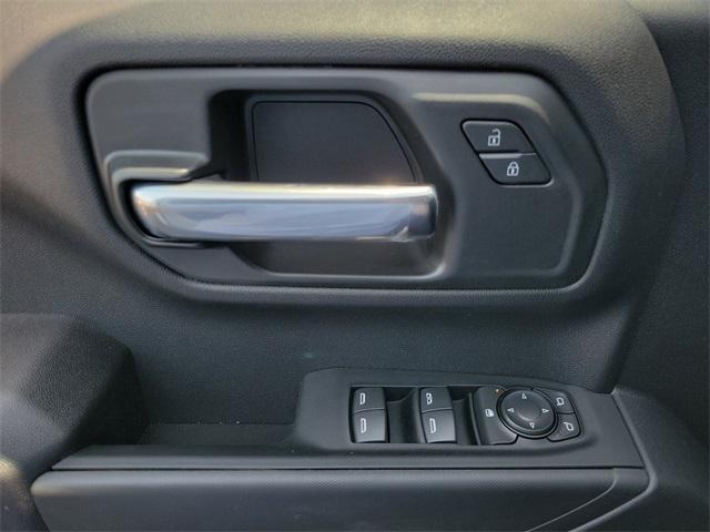 new 2025 Chevrolet Silverado 1500 car, priced at $39,690