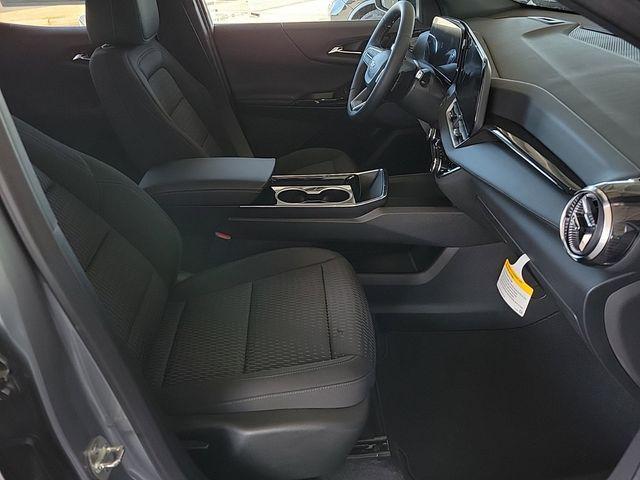 new 2025 Chevrolet Equinox car, priced at $29,395