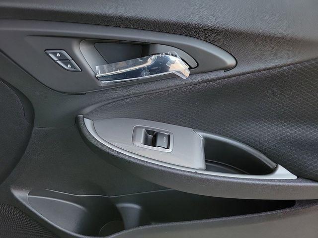 new 2025 Chevrolet Malibu car, priced at $24,915