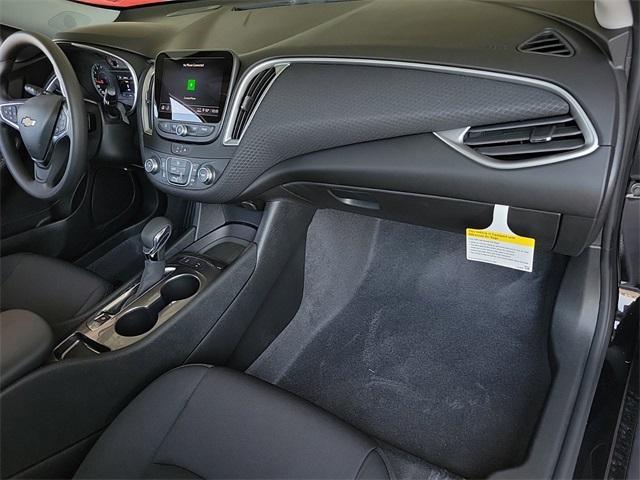 new 2025 Chevrolet Malibu car, priced at $24,915