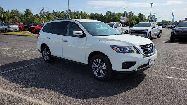 used 2020 Nissan Pathfinder car, priced at $19,498