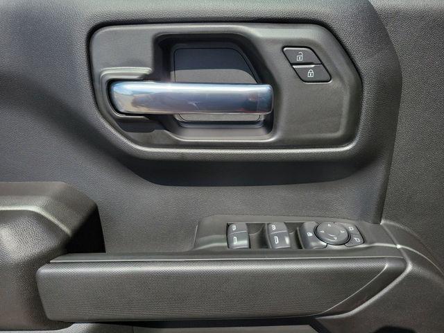 new 2025 Chevrolet Silverado 1500 car, priced at $45,590