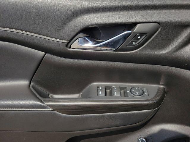 used 2023 GMC Acadia car, priced at $29,762