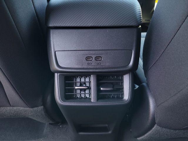 new 2026 Chevrolet Equinox car, priced at $31,995