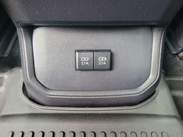 used 2021 Toyota Highlander car, priced at $35,996