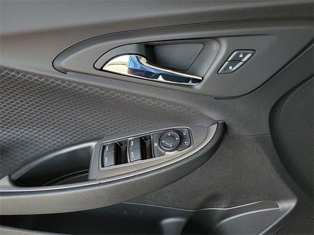 new 2025 Chevrolet Malibu car, priced at $26,115