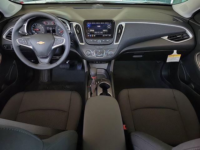 new 2025 Chevrolet Malibu car, priced at $26,115