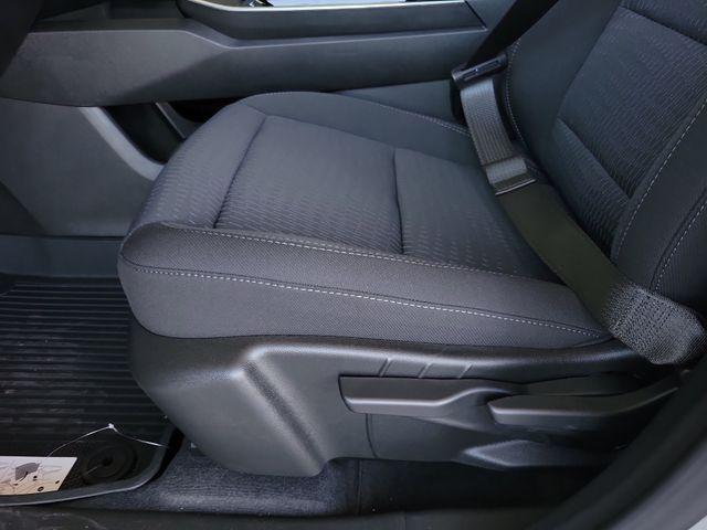 new 2025 Chevrolet Equinox car, priced at $30,664