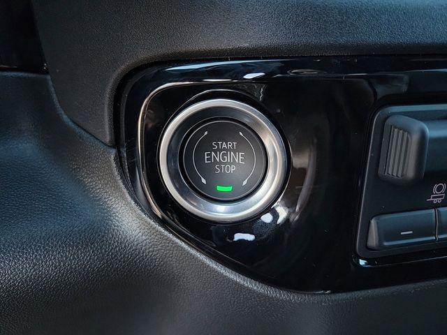 new 2025 Chevrolet Silverado 1500 car, priced at $70,160