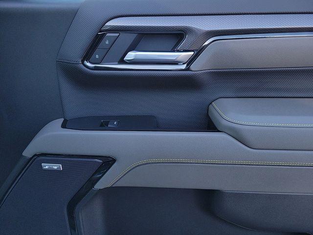 new 2025 Chevrolet Silverado 1500 car, priced at $70,160