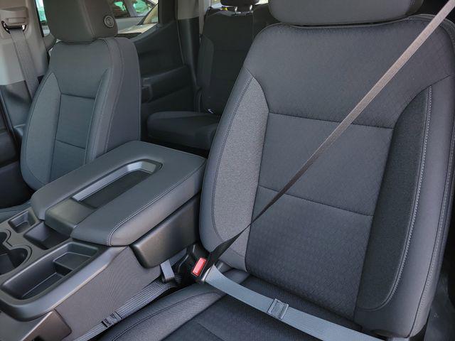 new 2025 Chevrolet Silverado 1500 car, priced at $39,690