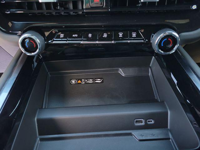 new 2025 Chevrolet Tahoe car, priced at $86,400