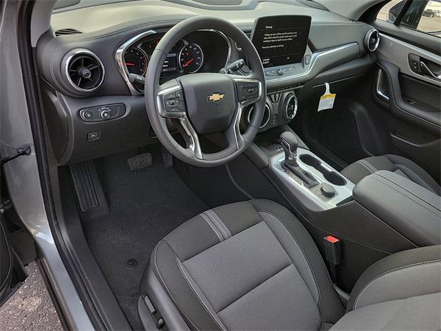 new 2025 Chevrolet Blazer car