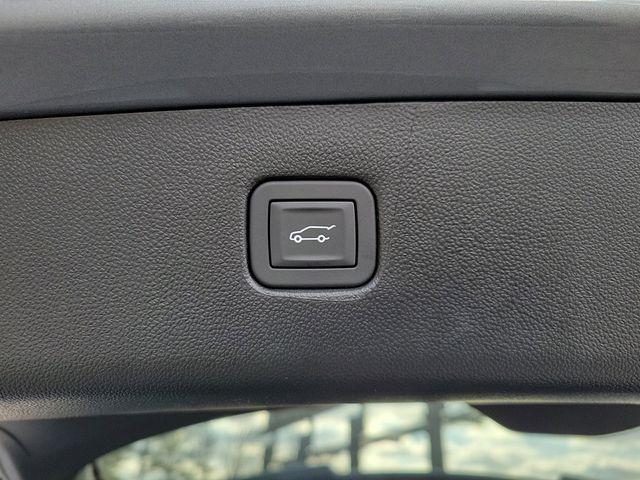 new 2025 Chevrolet Blazer car