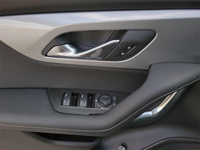 new 2025 Chevrolet Blazer car