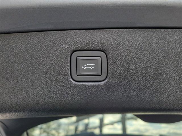 new 2025 Chevrolet Blazer car