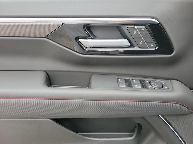 new 2025 Chevrolet Suburban car, priced at $75,088