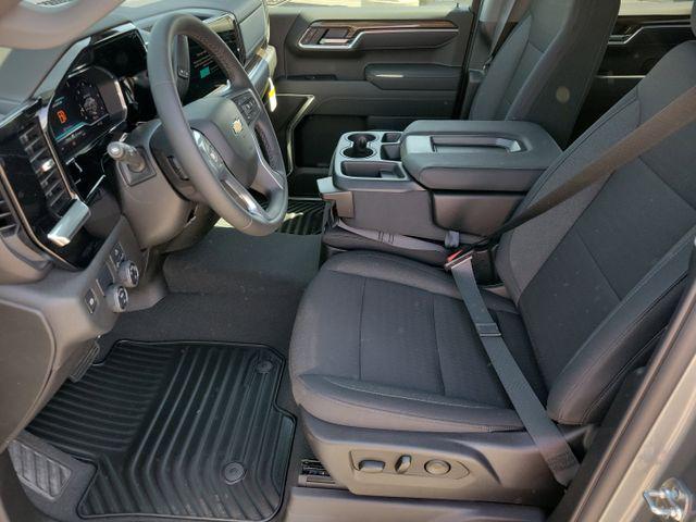 new 2025 Chevrolet Silverado 1500 car, priced at $43,895