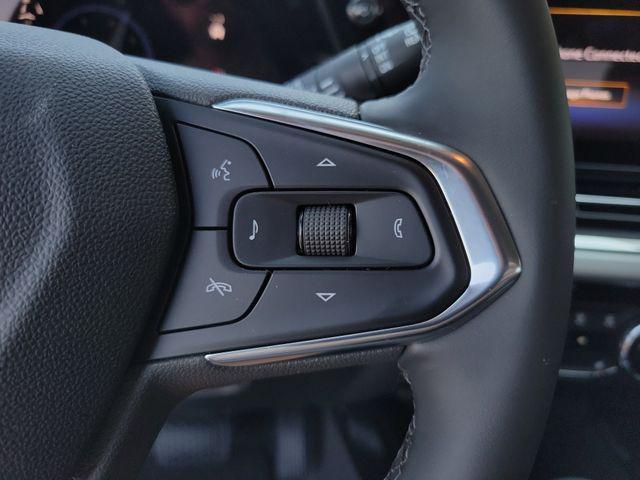 new 2025 Chevrolet Trax car, priced at $24,985