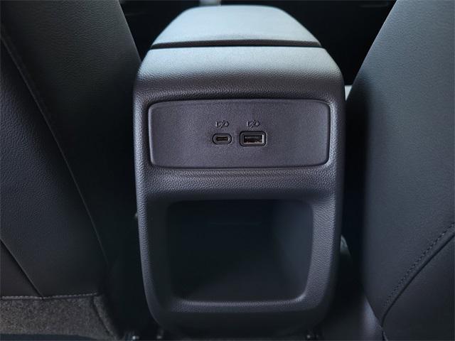 new 2025 Chevrolet Trax car, priced at $24,985