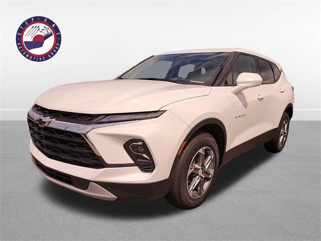 new 2024 Chevrolet Blazer car, priced at $33,194