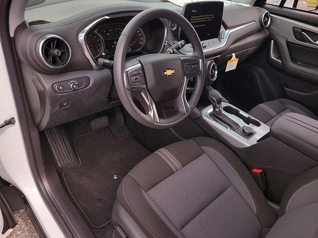 new 2024 Chevrolet Blazer car, priced at $33,194